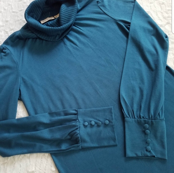 DKNY Jeans Turtleneck - Picture 1 of 6